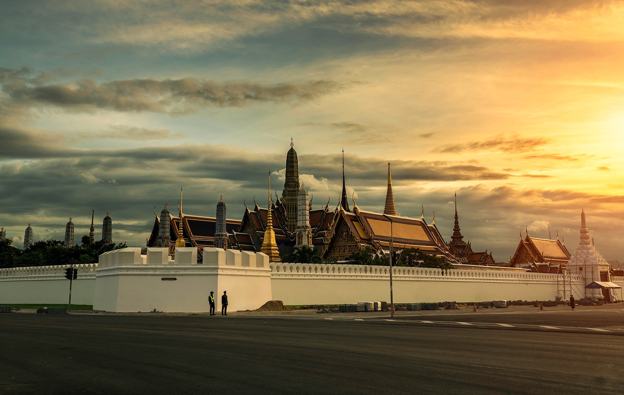 Sunset at The Grand Palace 