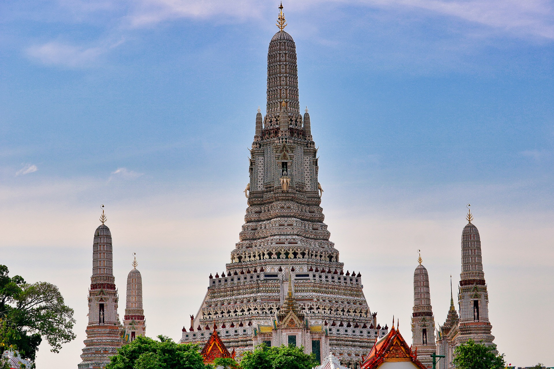Wat Arun, the Temple of Dawn 